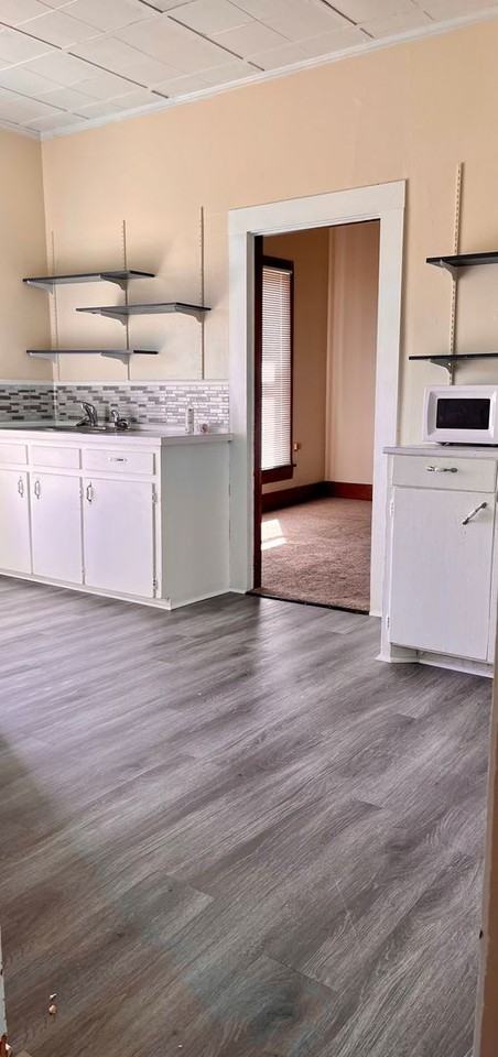 405 Depot St - Photo 3 of 17