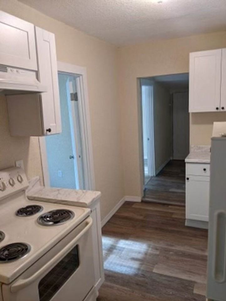 1204 21st St S - Photo 3 of 8