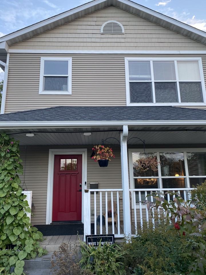2751 Marshall St Ne #NA - Photo 3 of 35