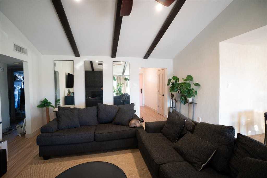 728 Via Sevilla - Photo 5 of 21