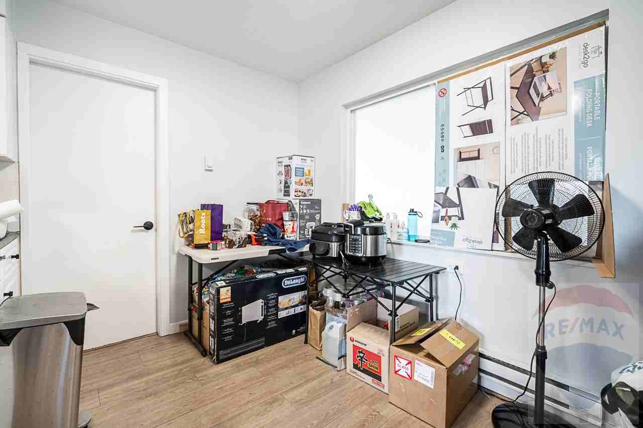 93 Denman Court #Main - Photo 5 of 31