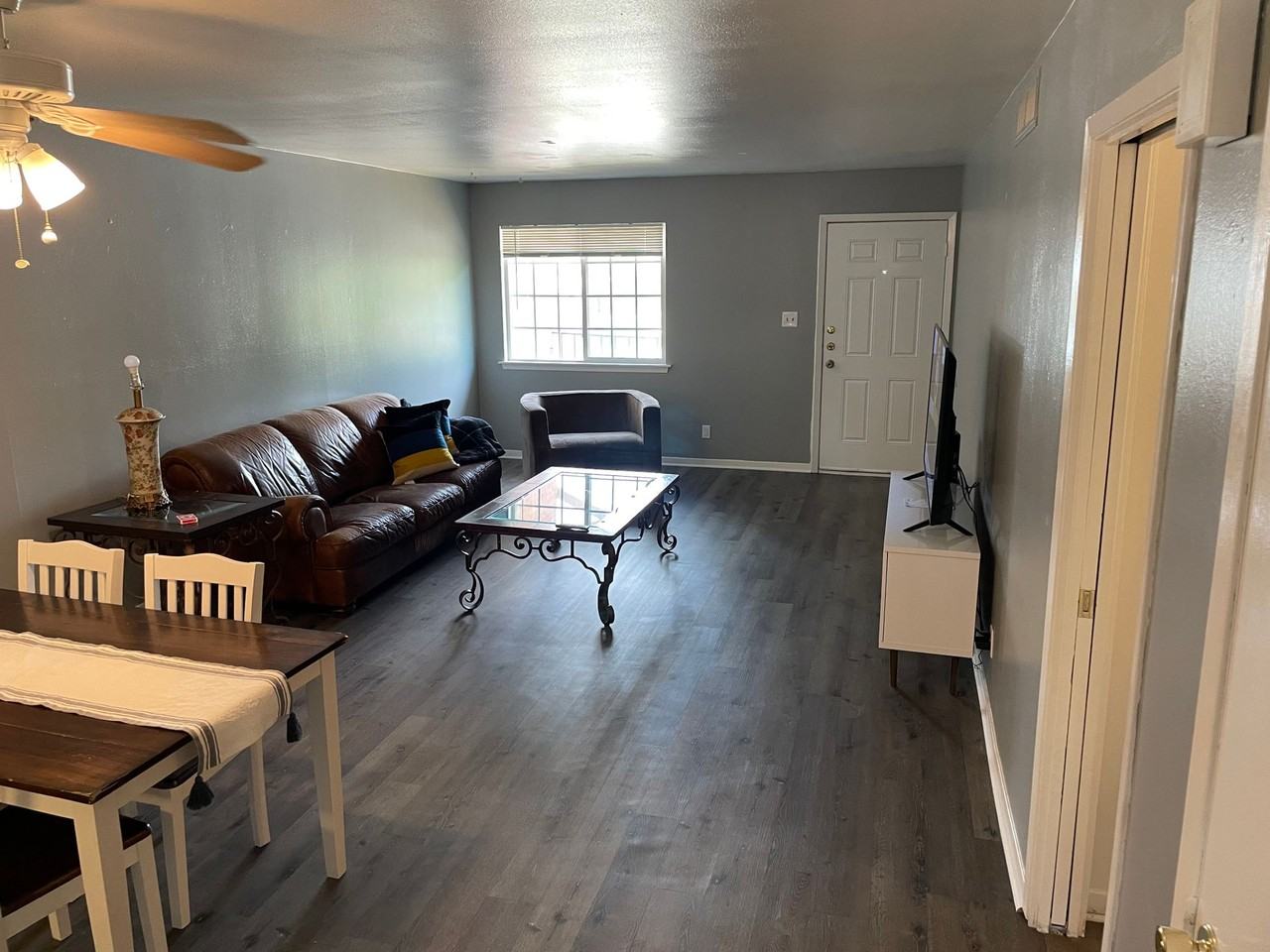 University Terrace - Photo 6 of 15