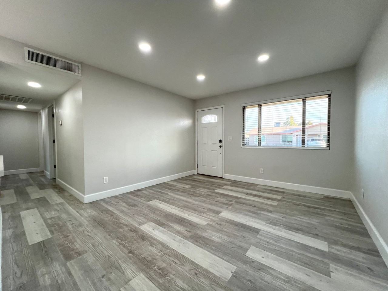 3614 W Tulsa St - Photo 5 of 40