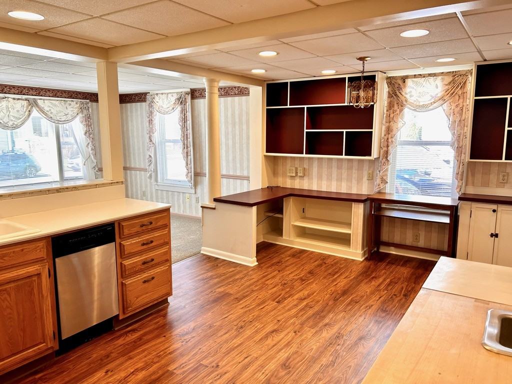 230 N 2nd St - Photo 2 of 12