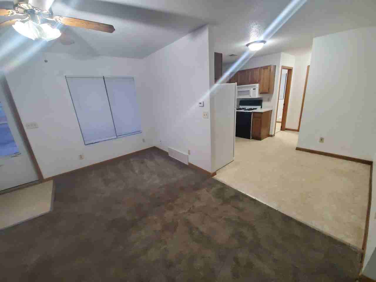 912 Logan St #912 - Photo 6 of 27