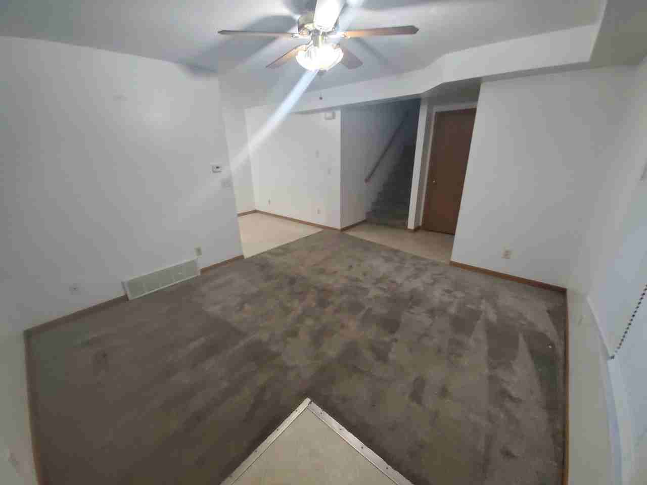 912 Logan St #912 - Photo 7 of 27