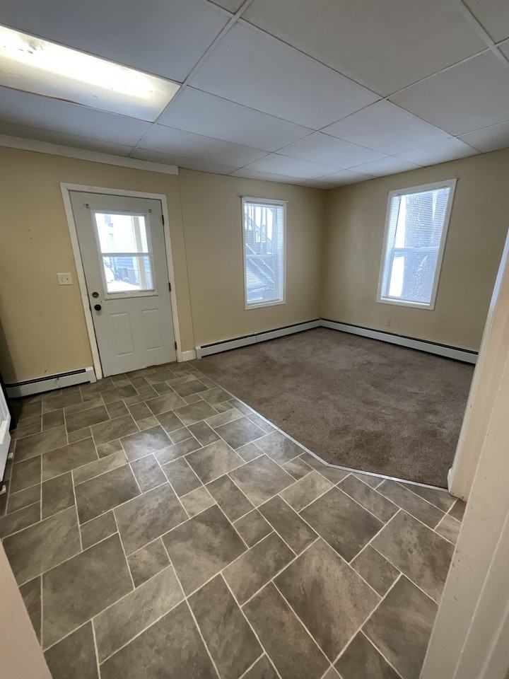 1905 London Rd #4 - Photo 3 of 8