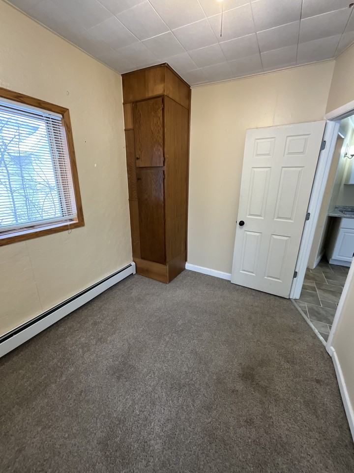 1905 London Rd #4 - Photo 4 of 8