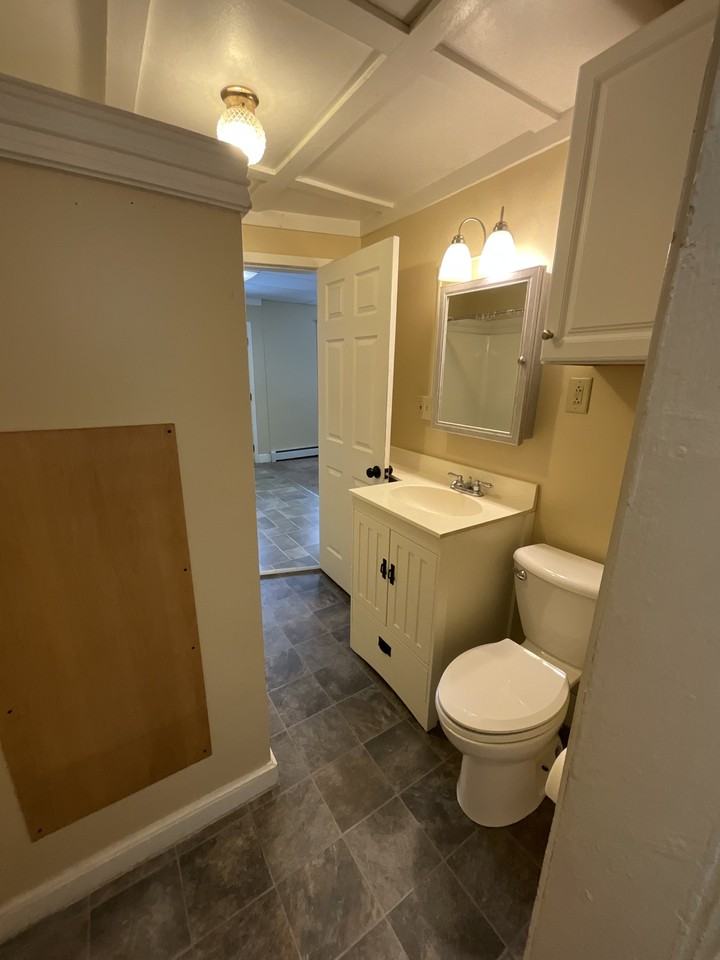 1905 London Rd #4 - Photo 6 of 8