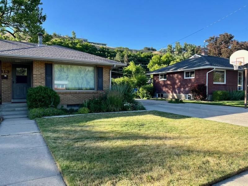 313 Lauralin Dr #NA - Photo 2 of 25