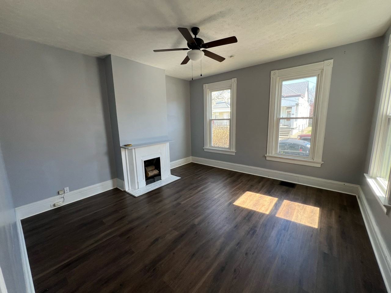 1535 St Clair St #NA - Photo 2 of 10