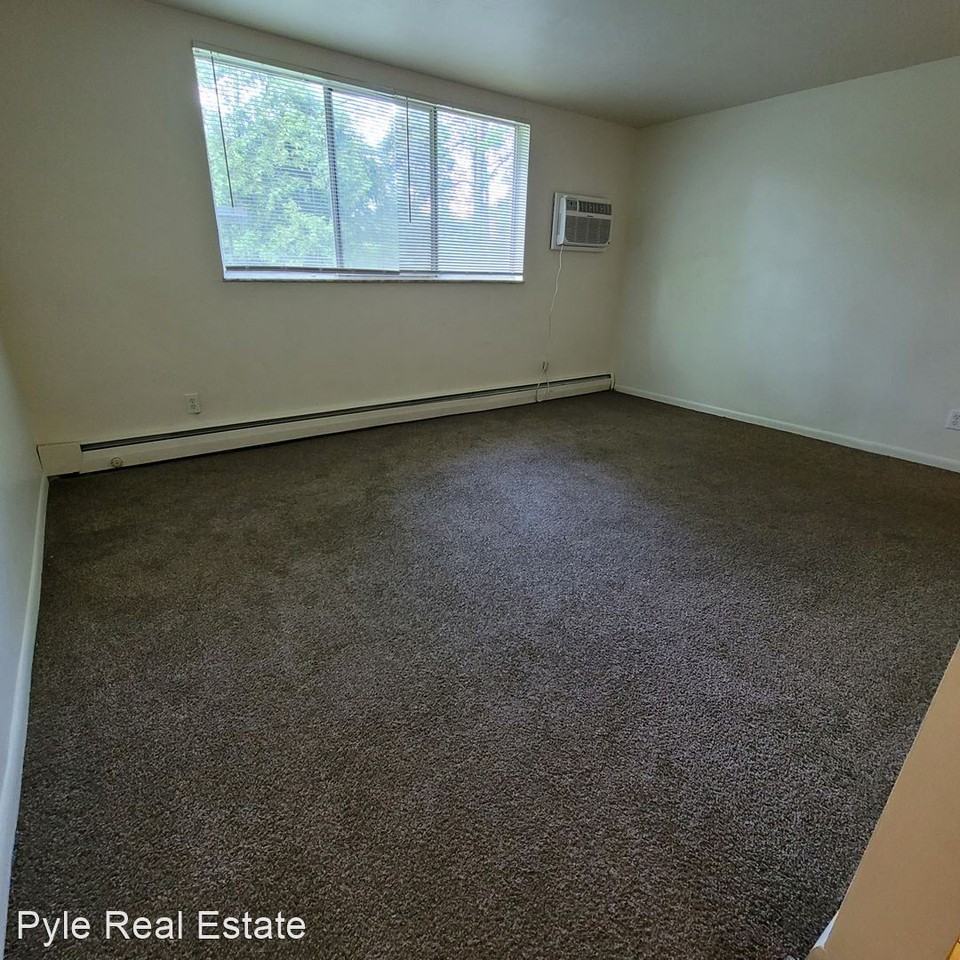 4760 Dorr St. - Photo 2 of 11