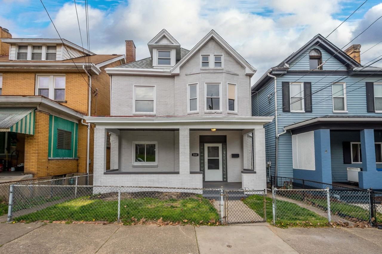 323 E 12th Ave - Photo 3 of 36