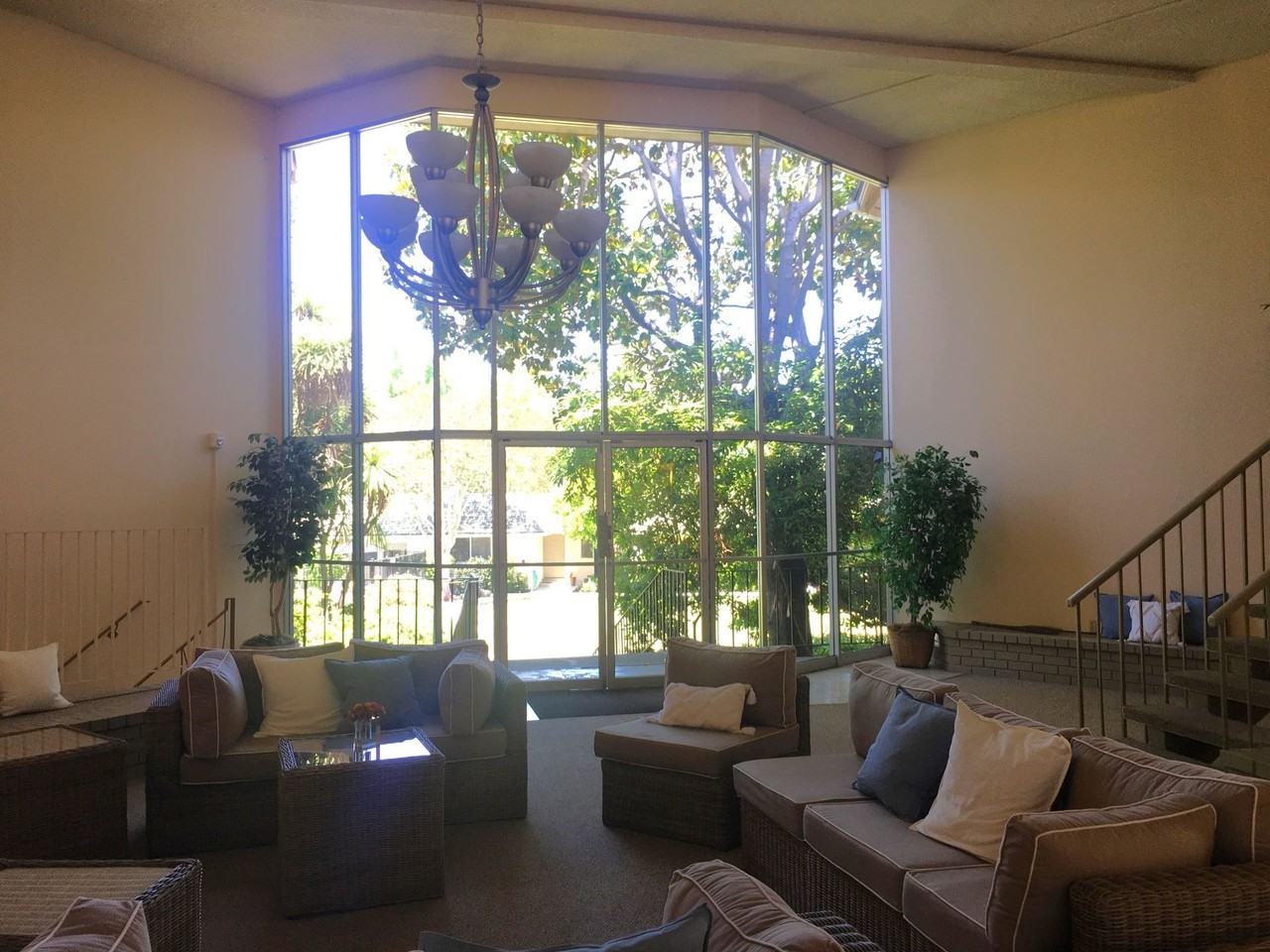 21 Willow Rd, Menlo Park, CA 94025 2 Bedroom Apartment for Rent