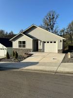 featured image of 1750 Ne Alameda Ave
