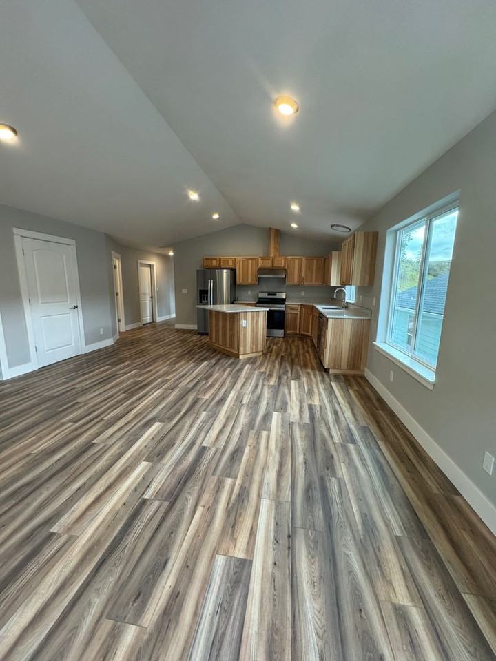 1750 Ne Alameda Ave - Photo 4 of 13