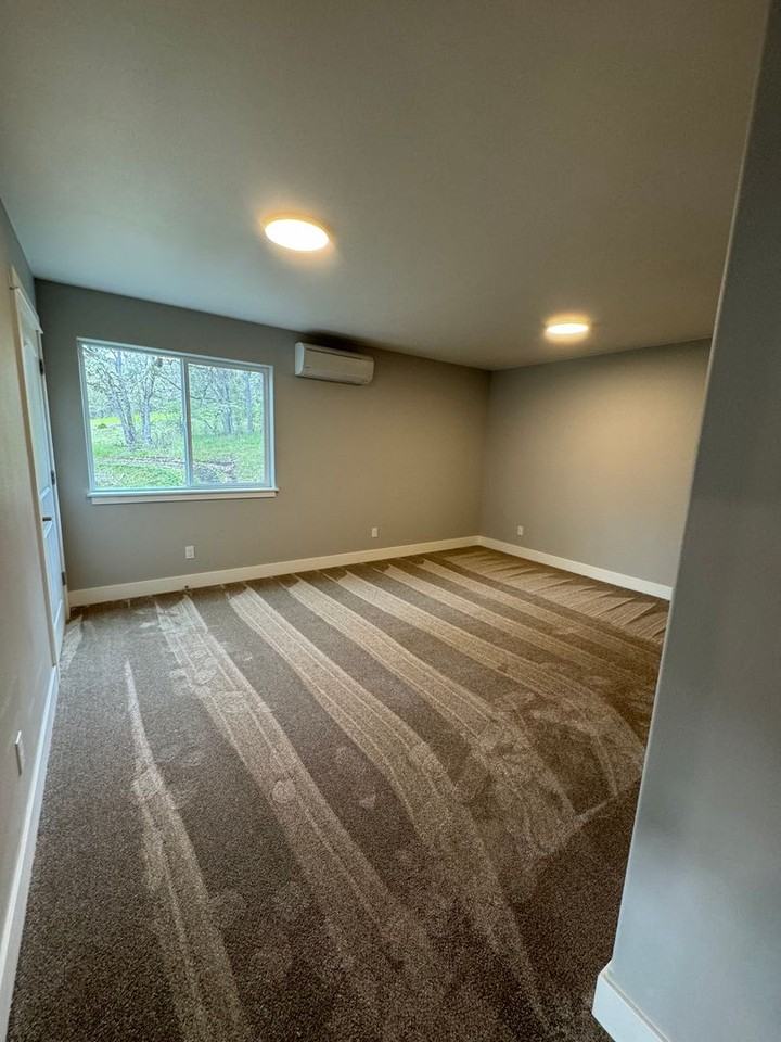 1750 Ne Alameda Ave - Photo 7 of 13