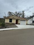 1720 Ne Alameda Ave - Photo 1 of 1