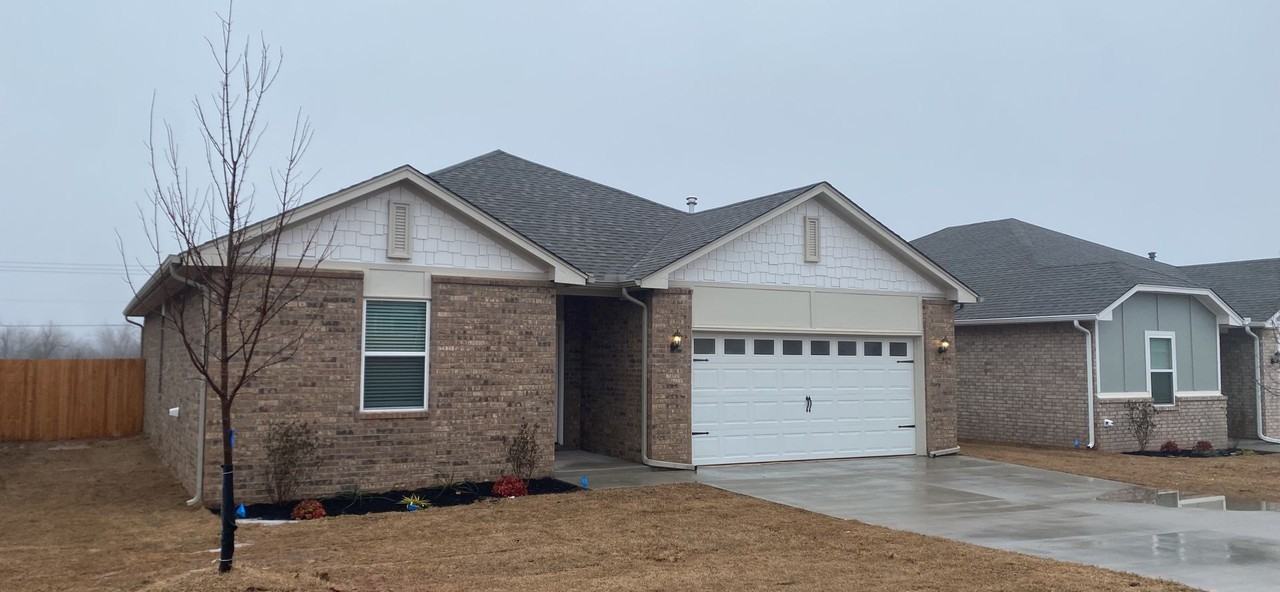 4508 Ne 123rd St - Photo 2 of 28