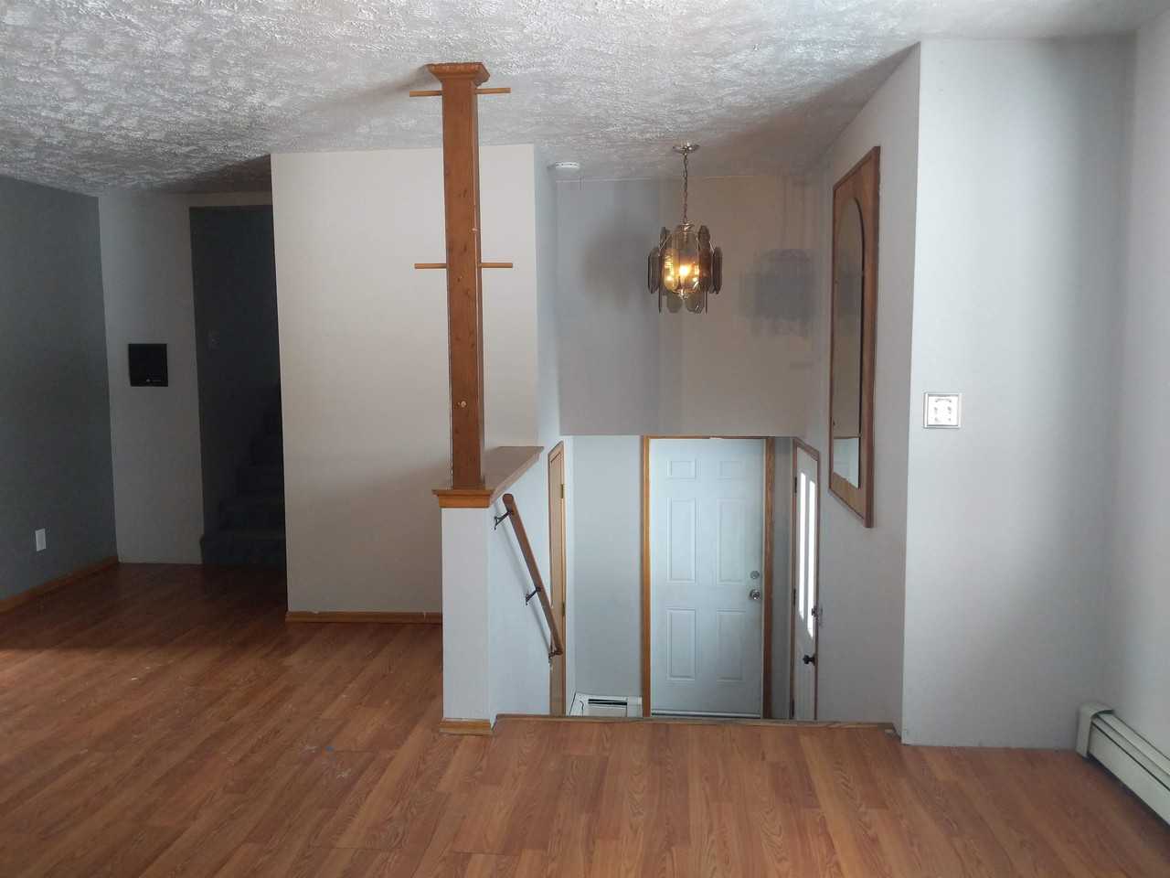 1235 Airline Dr #G - Photo 7 of 20