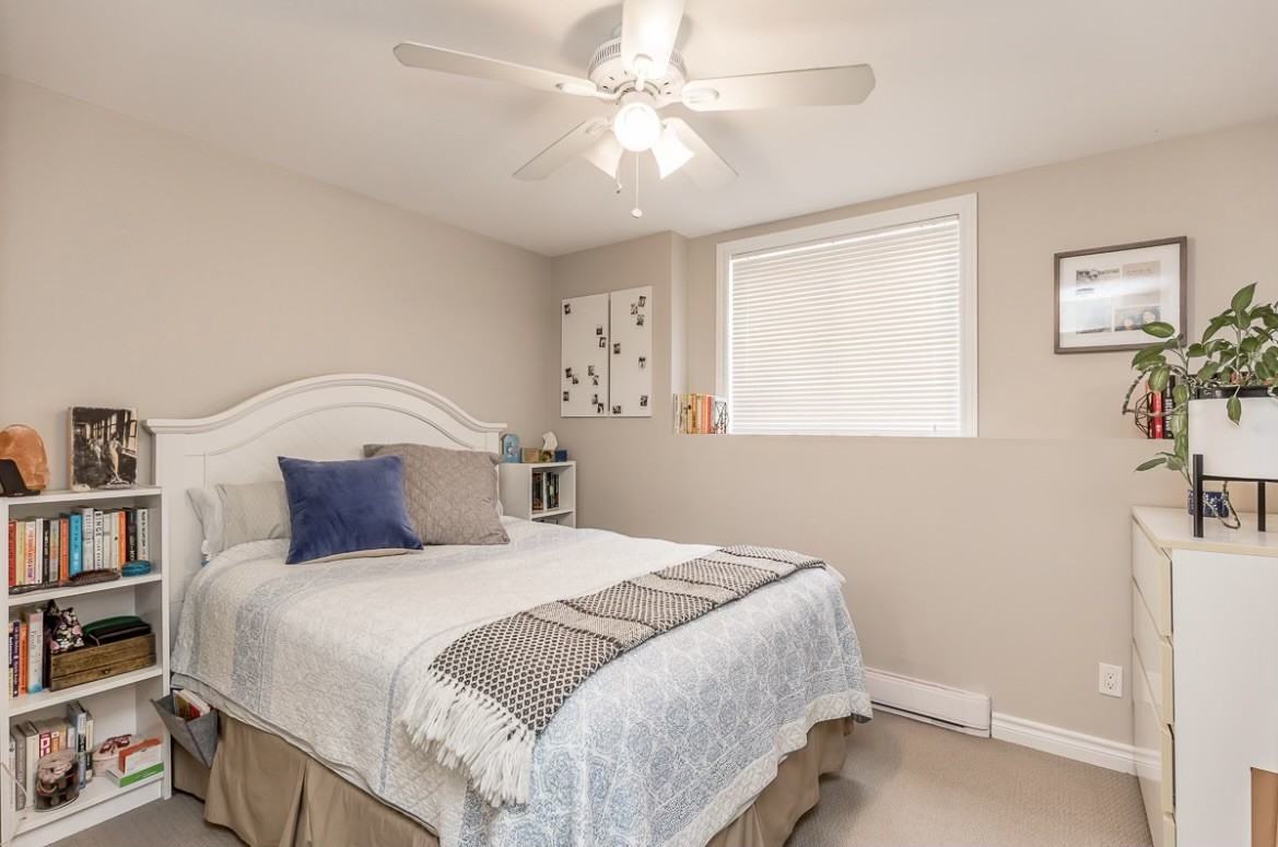 3454 Beachview Avenue #2 - Photo 3 of 8