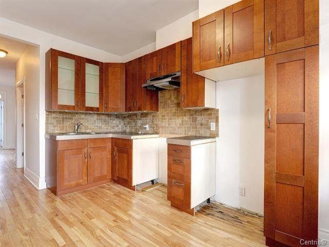 3418 Rue Evelyn - Photo 2 of 8