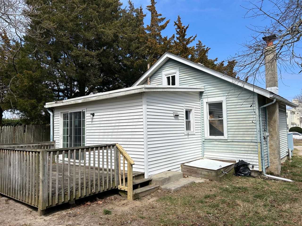 123 Walnut Ave - Photo 3 of 12