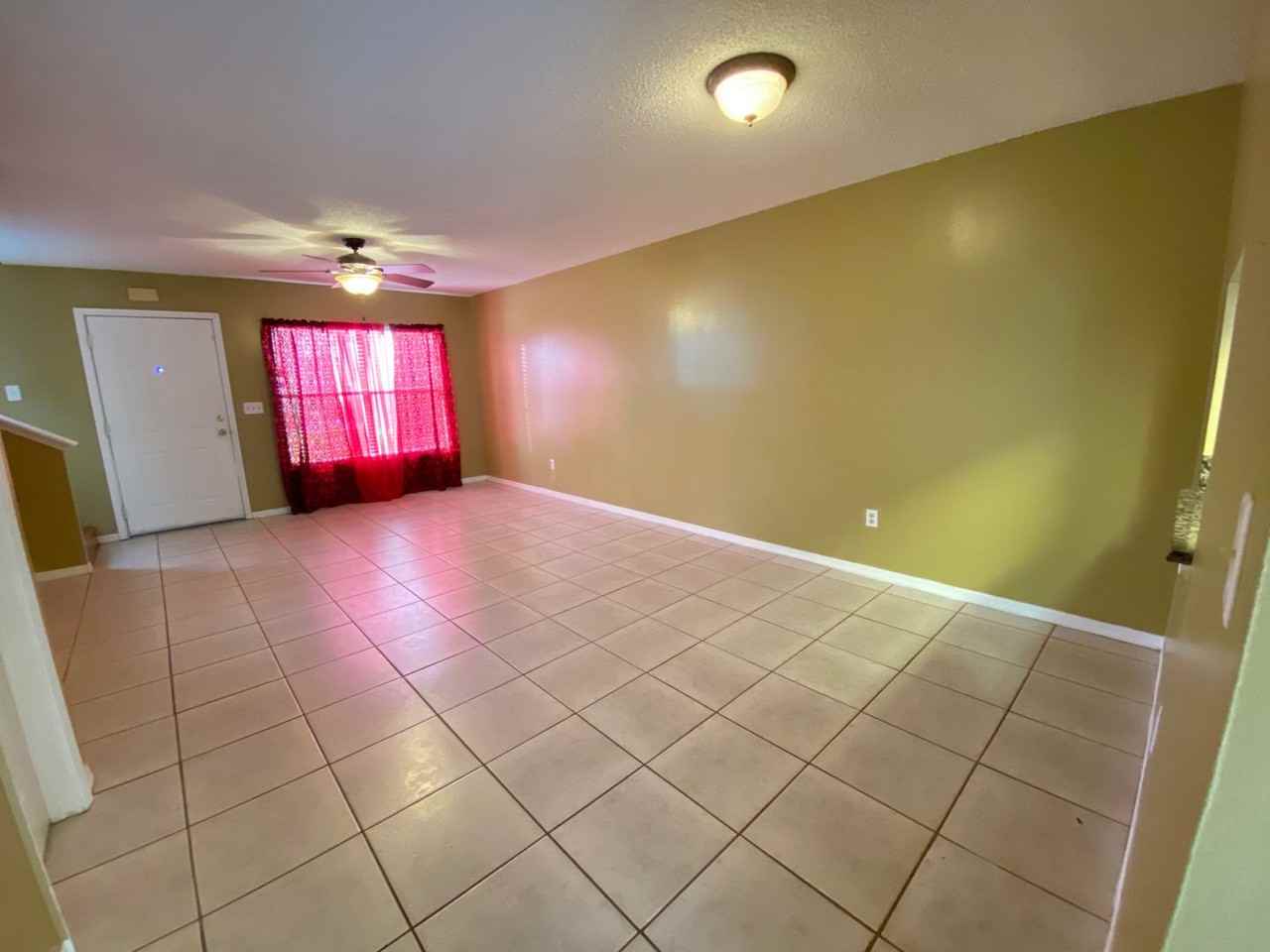 1605 Shady Ridge Ct - Photo 4 of 18