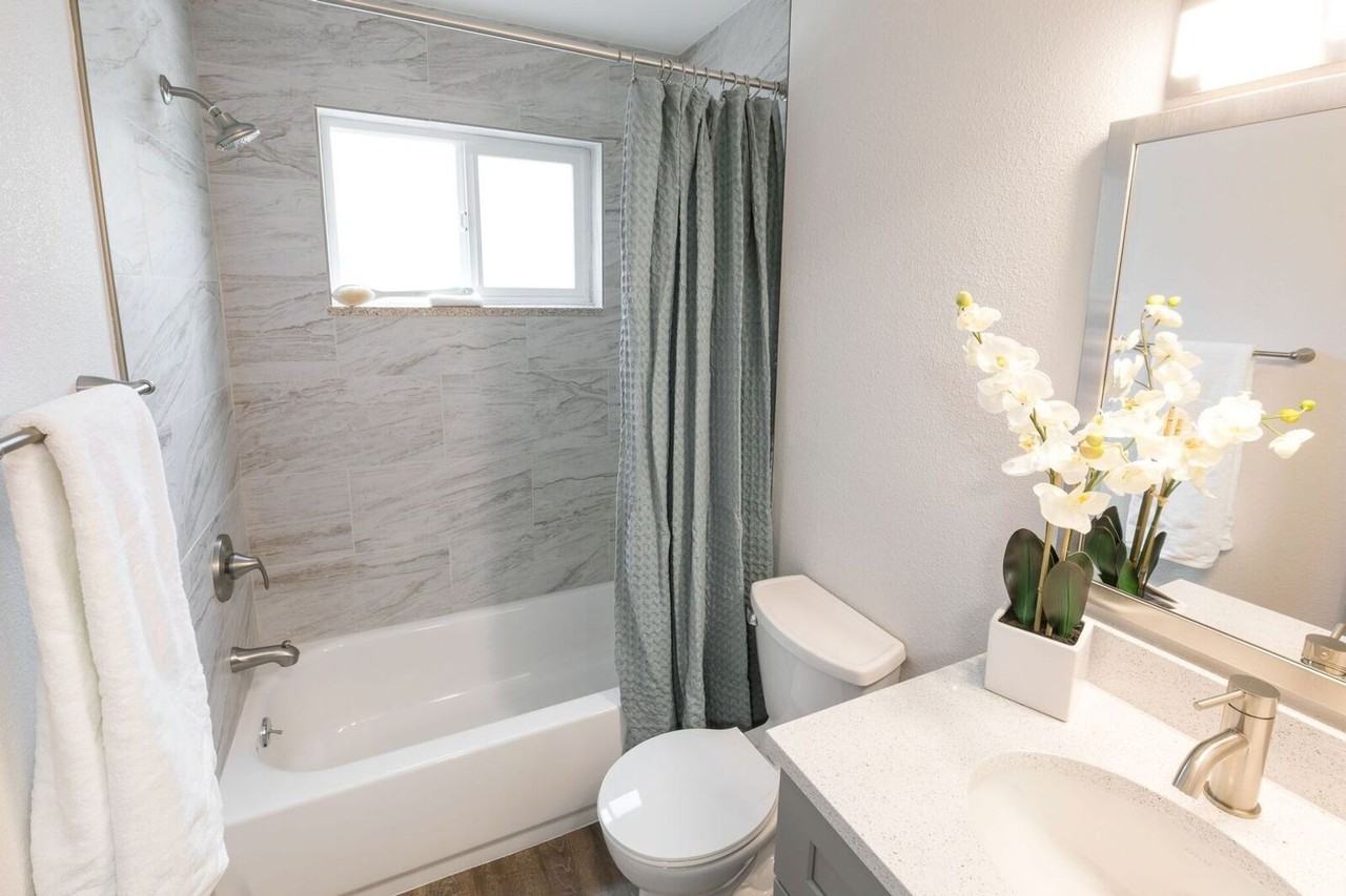 3535 S. Clarkson St. - Photo 4 of 24