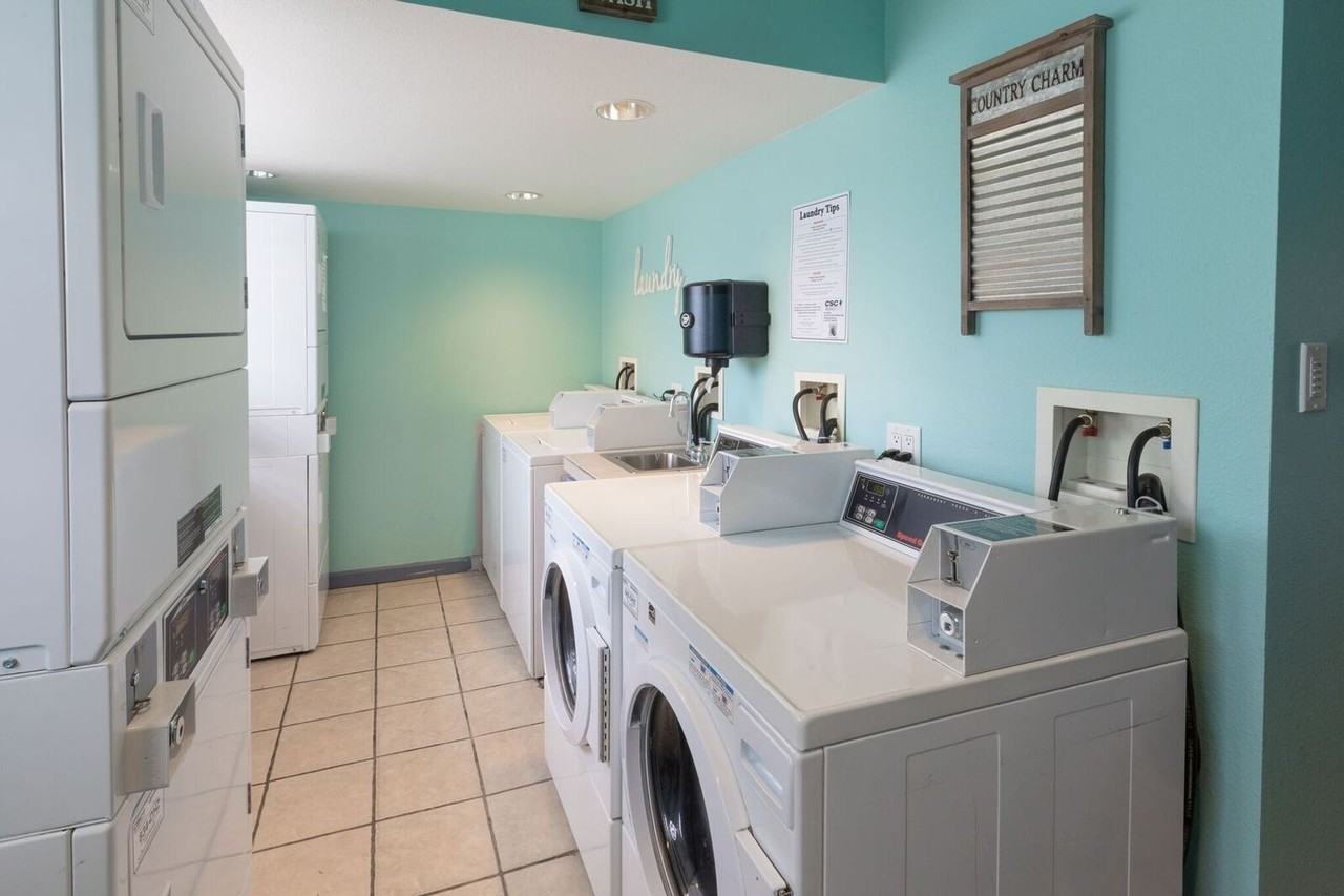 3535 S. Clarkson St. - Photo 6 of 24