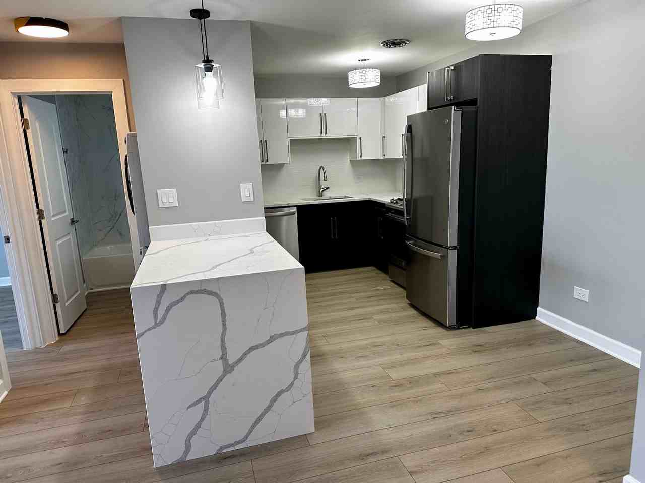 Loyola Beach Apartments - Photo 5 of 48