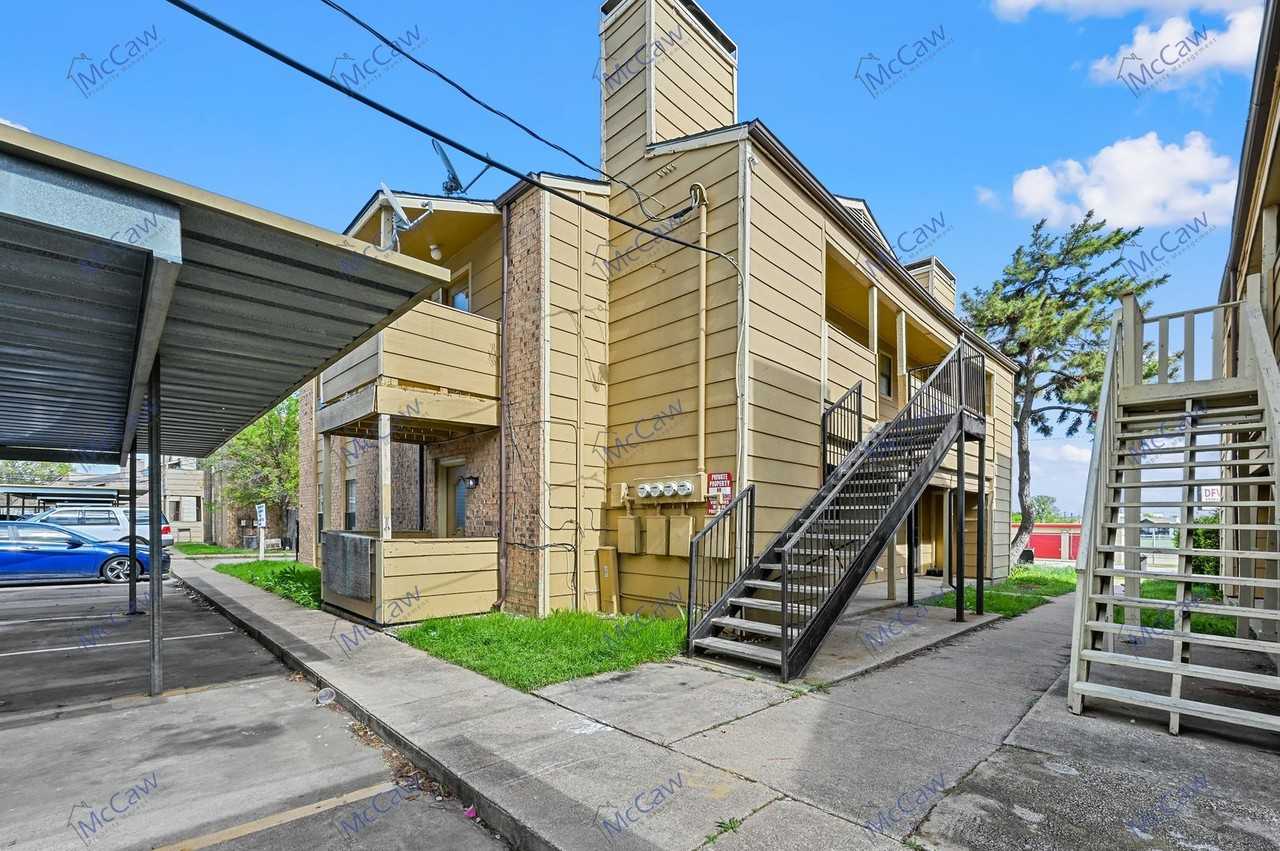 6184 Vega Dr - Photo 2 of 19