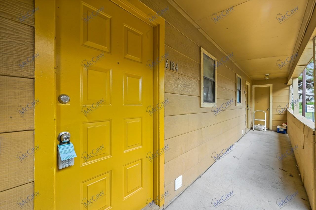 6184 Vega Dr - Photo 3 of 19