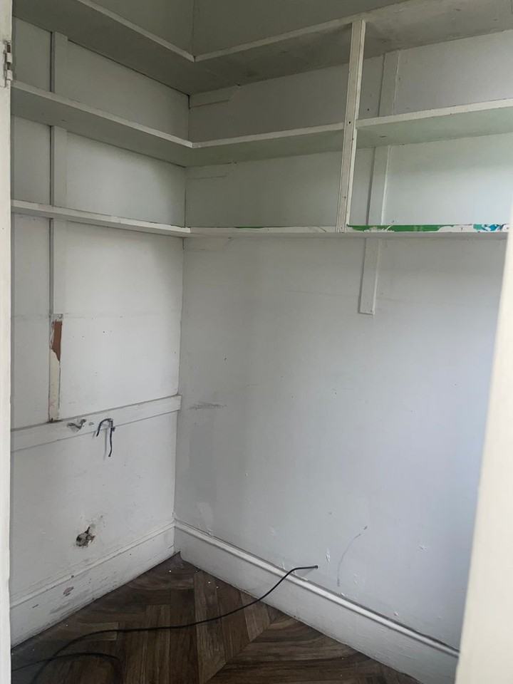 912 Floyd Street - Photo 6 of 7