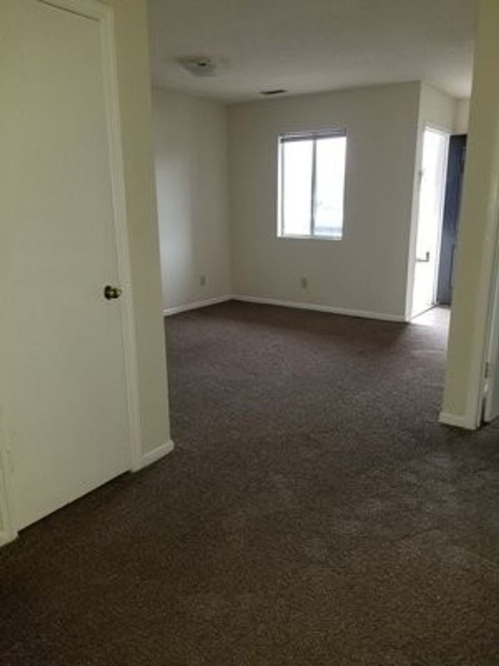 5104 National Cemetery Road - Photo 2 of 3