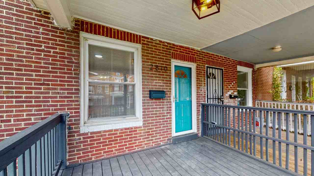 2810 Violet Ave - Photo 2 of 20