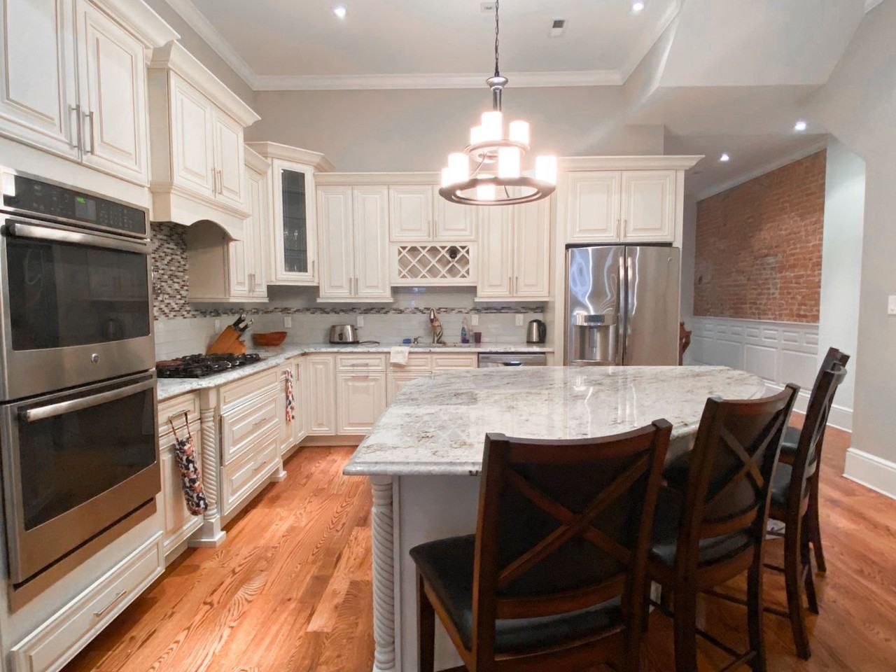 1626 Spruce St - Photo 7 of 26