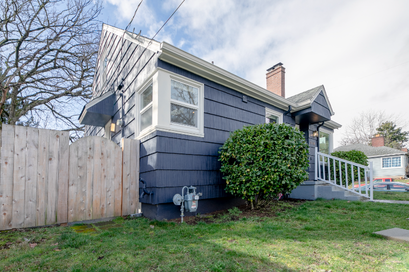 5130 N Yale St - Photo 3 of 31