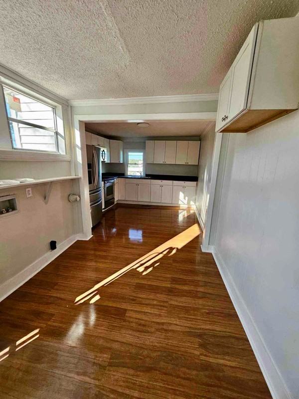 626 Monroe St - Photo 4 of 14