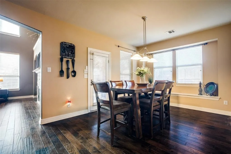 905 High Meadow Rd - Photo 7 of 36