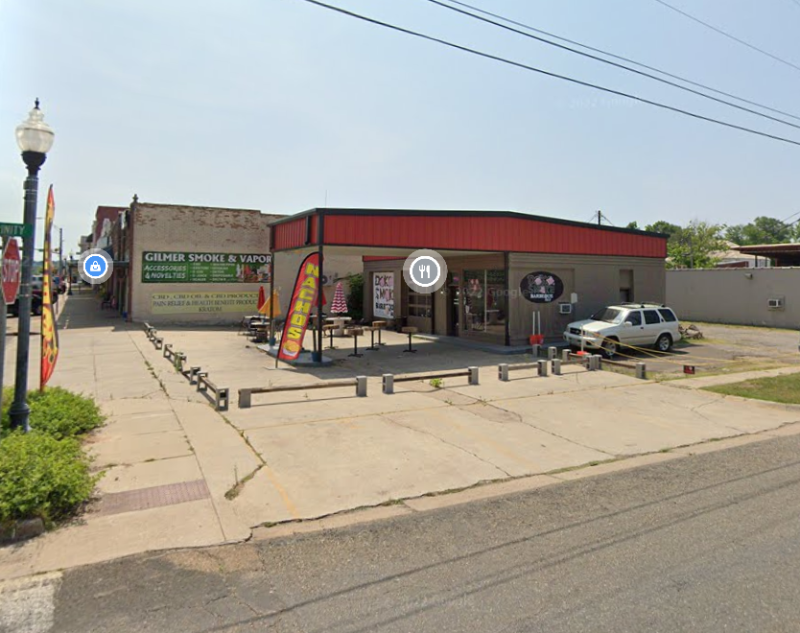 227 W Tyler St #227WTYLER - Photo 2 of 7