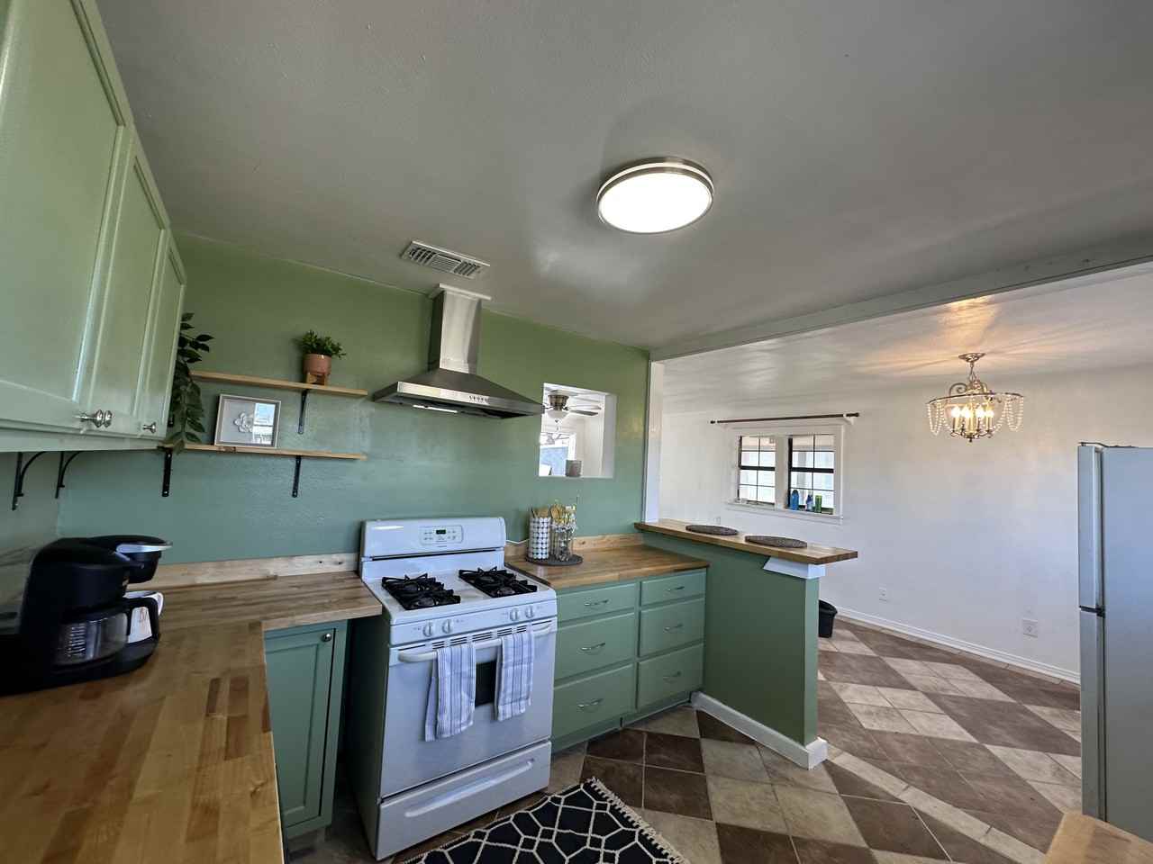 3202 Thomas Ave #NA - Photo 4 of 12