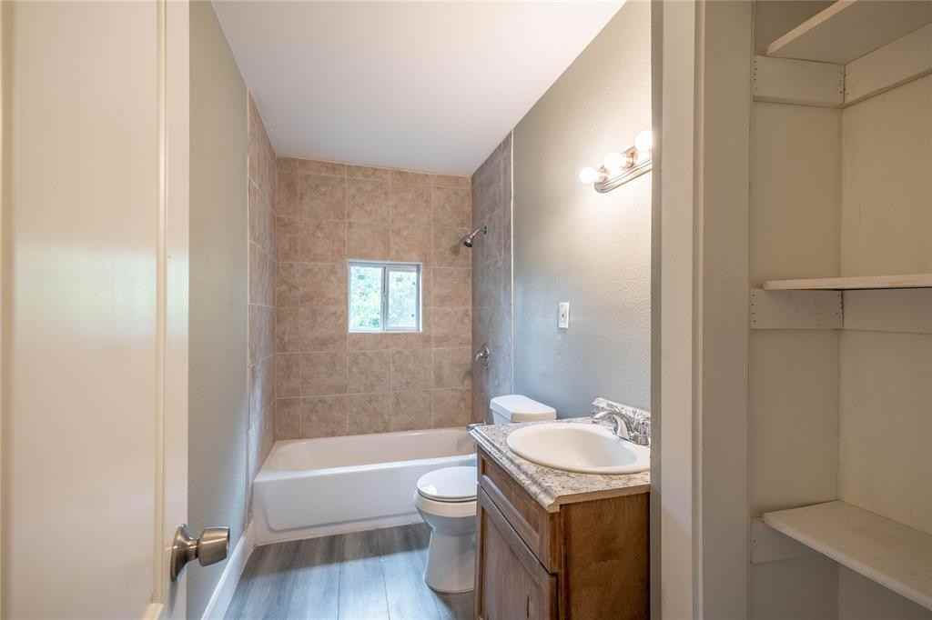 4326 Larkspur St #3 - Photo 3 of 5