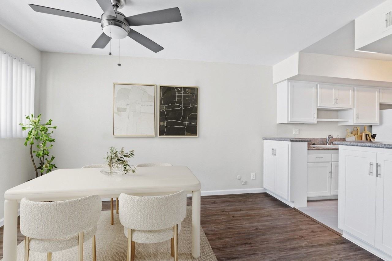 Sherholt - Photo 4 of 24