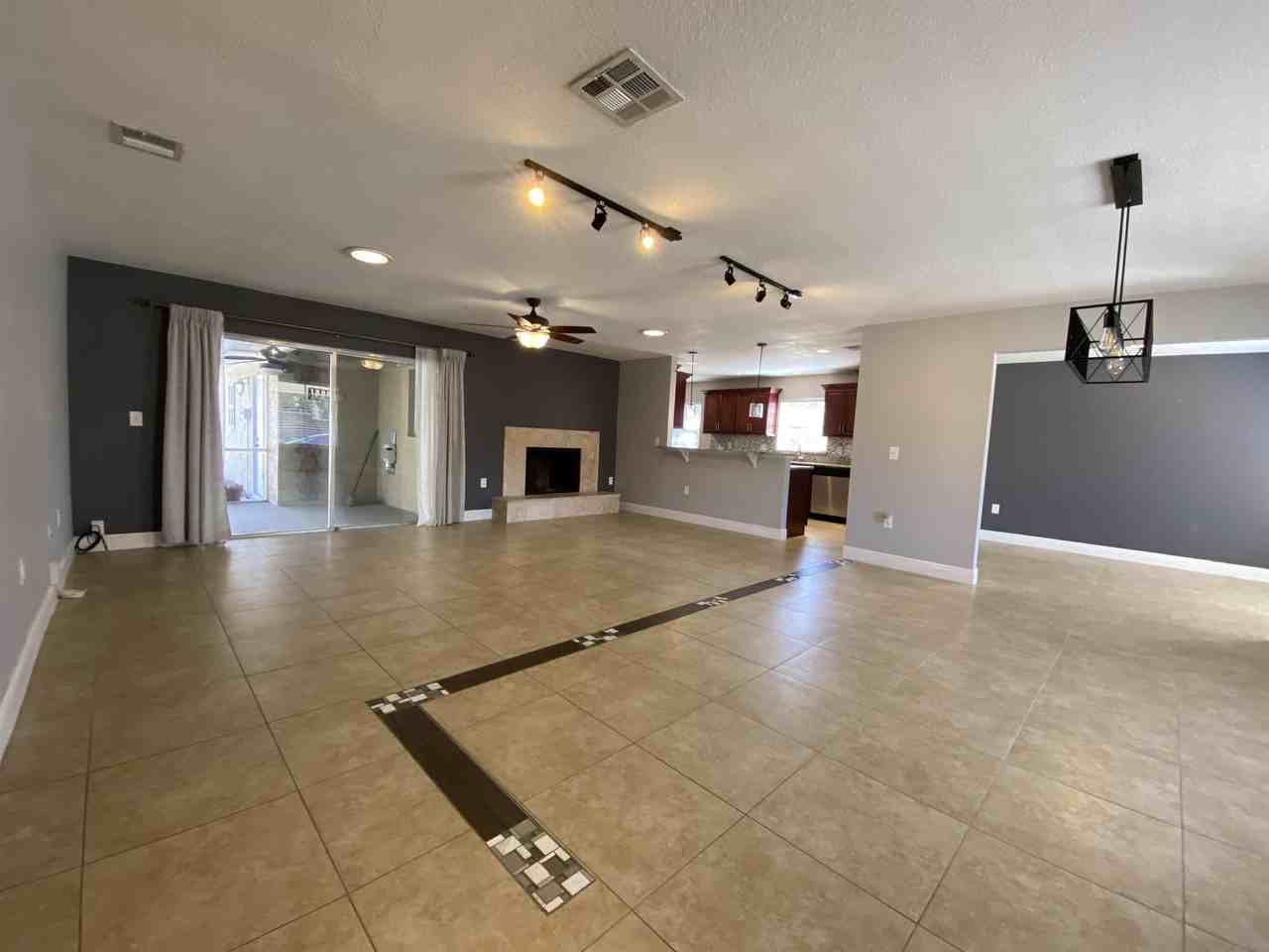 6148 Hardrock Cir #1 - Photo 3 of 24