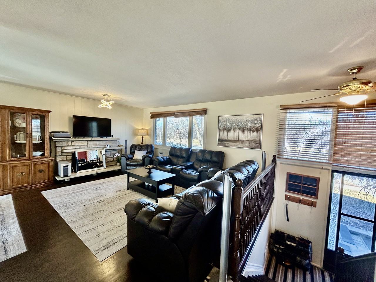 1034 Walkley Road - Photo 2 of 17