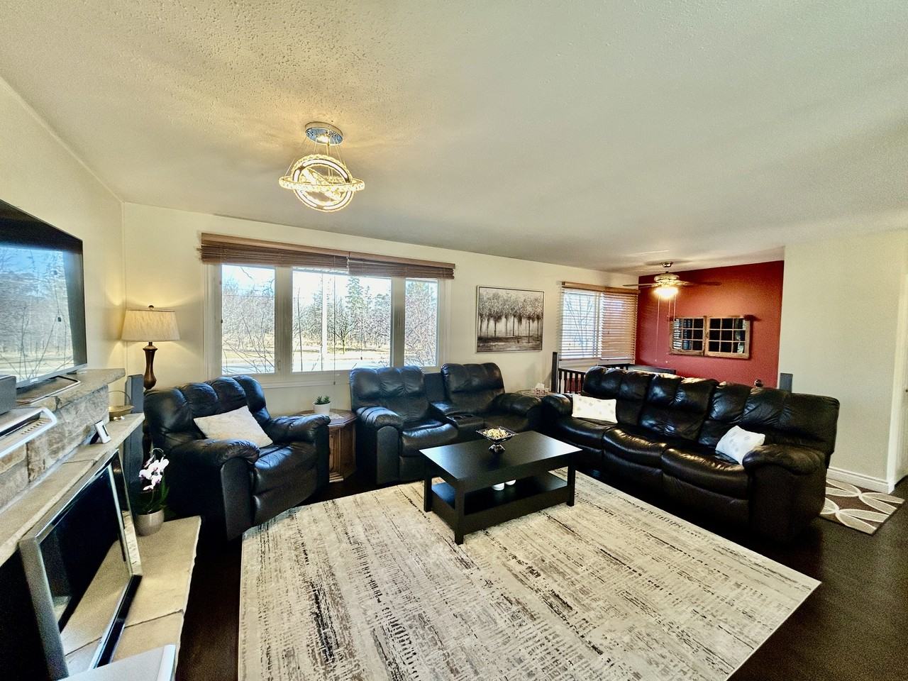 1034 Walkley Road - Photo 3 of 17