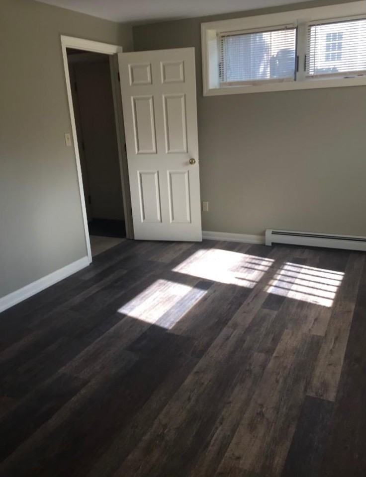 89 Diamond St - Photo 3 of 8