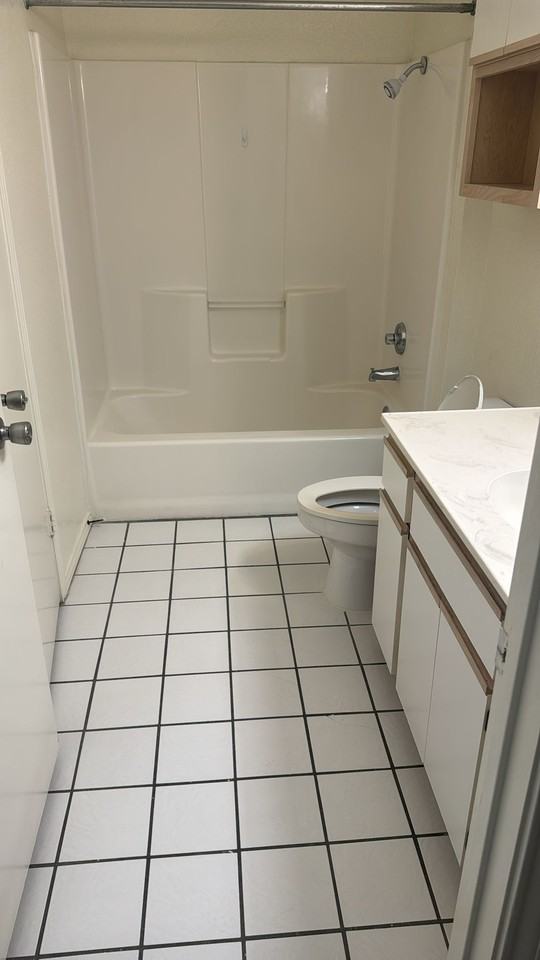902 S Loop 499- I-6 #I6 - Photo 6 of 24
