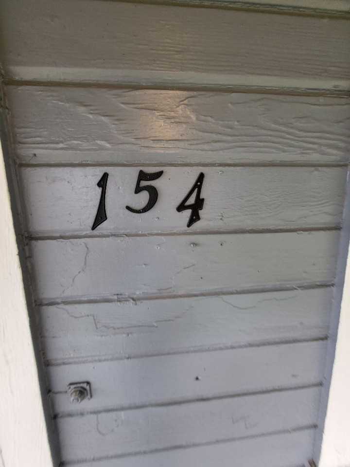 154 Se 11th St - Photo 3 of 22